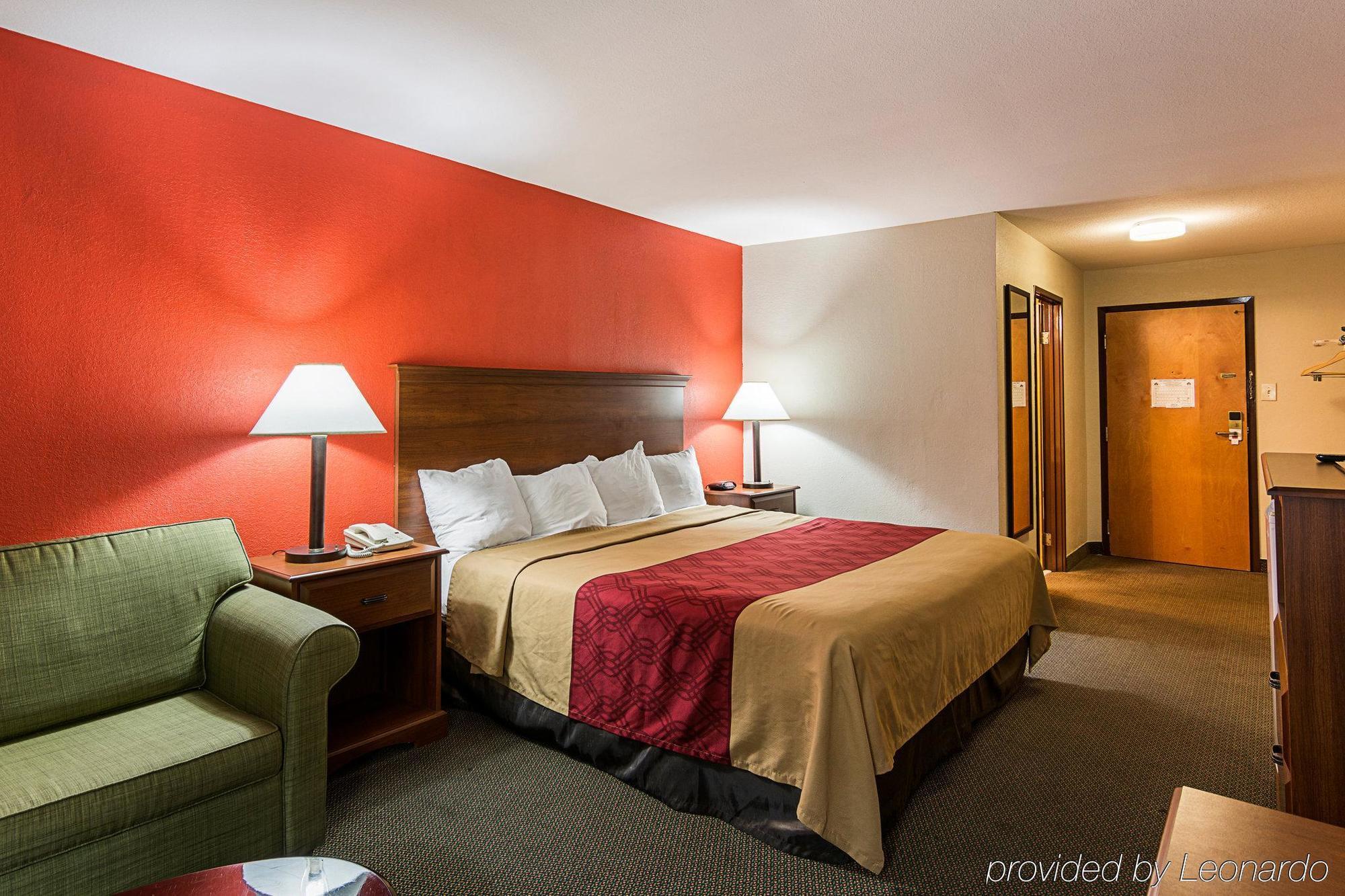 Econo Lodge Andrews Afb Clinton Exterior foto